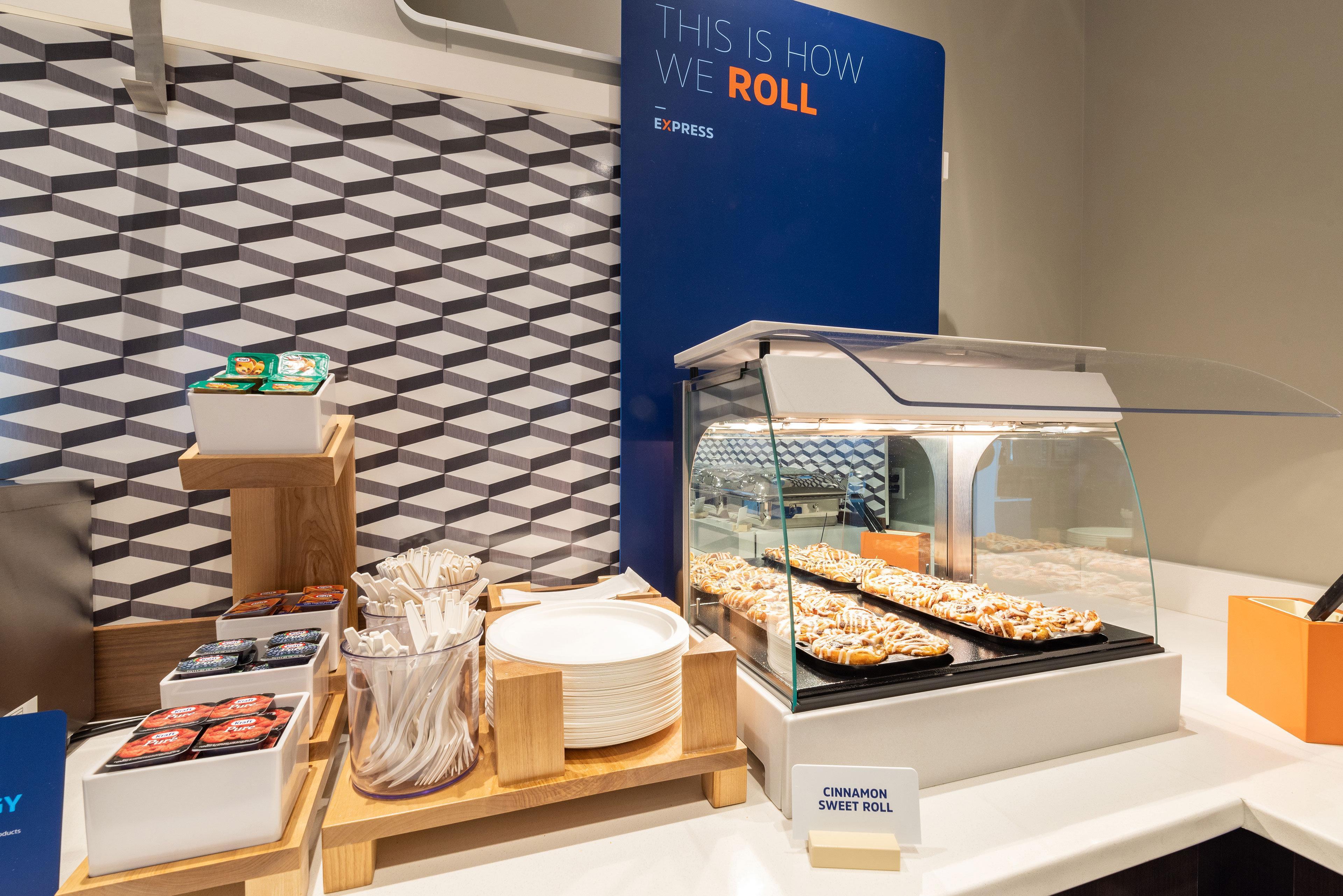 Holiday Inn Express Corning By Ihg Esterno foto